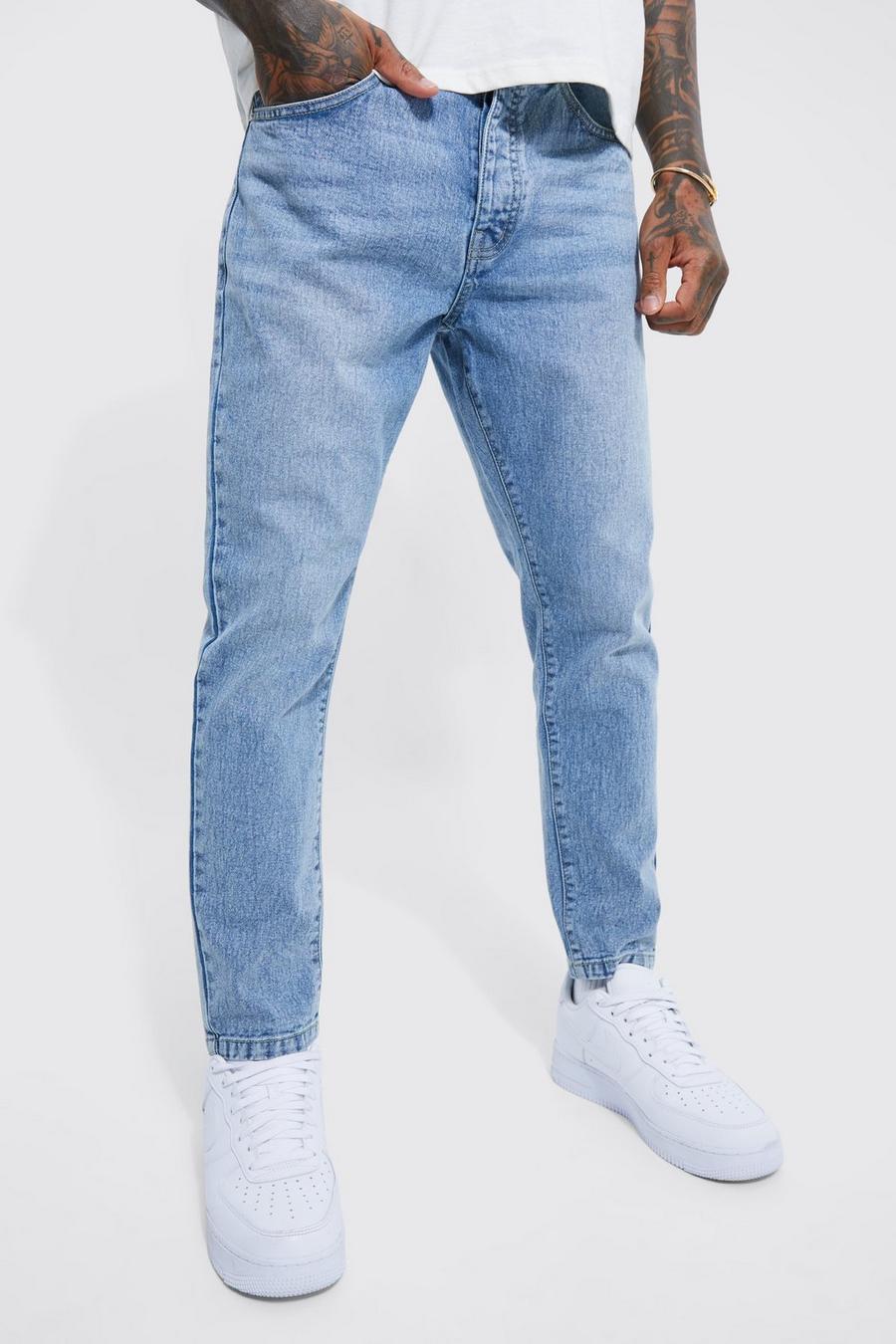 Light blue Jeans med avsmalnande ben
