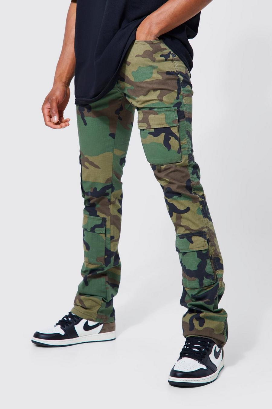 Pantaloni Cargo Skinny Fit in fantasia militare con vita fissa e pieghe sul fondo, Khaki