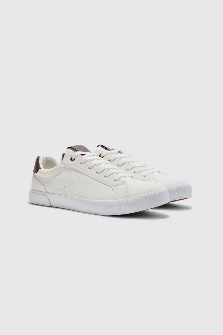 Zapatillas deportivas elegantes de cuero sintético, White