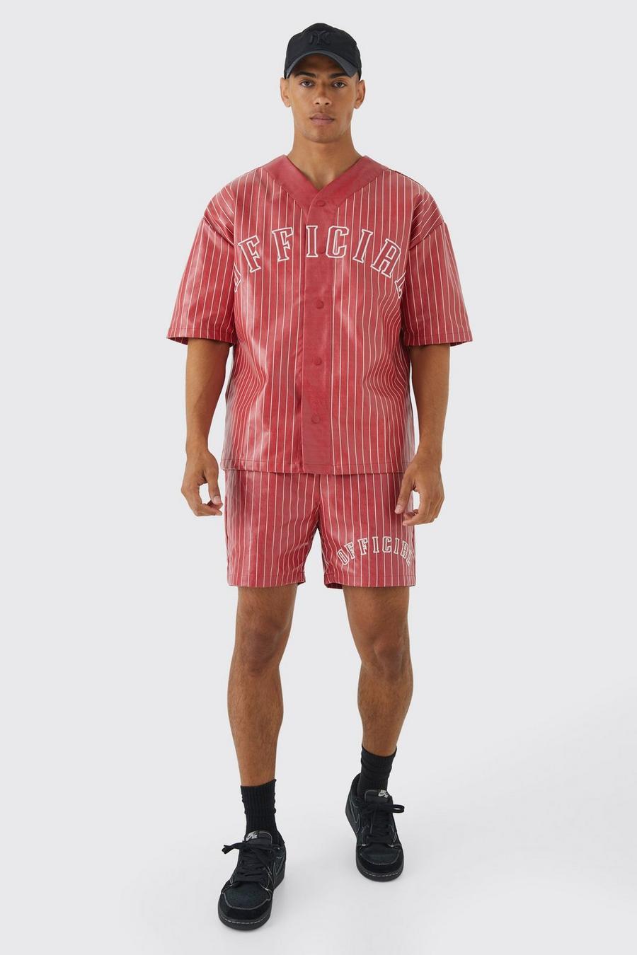 Red Oversized PU Baseball Overhemd Met Korte Mouwen En Shorts Set