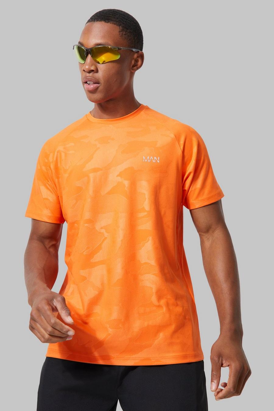T-shirt Man Active per alta performance in fantasia militare con maniche raglan, Orange