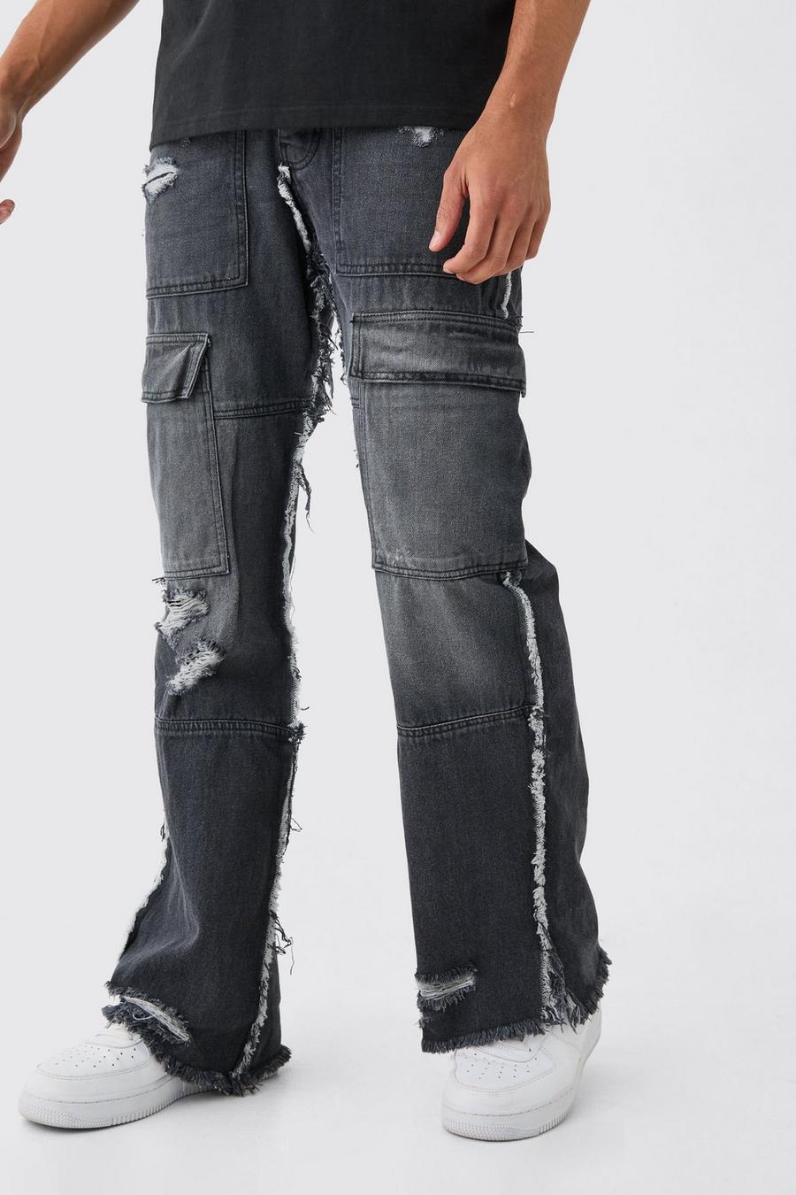 Jeans Cargo rilassati in denim rigido a zampa con fondo sfilacciato, Washed black