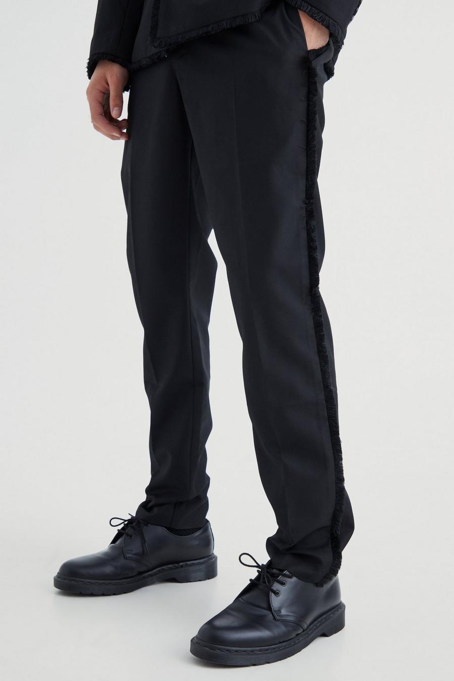 Black Kostymbyxor i slim fit med slitna detaljer image number 1