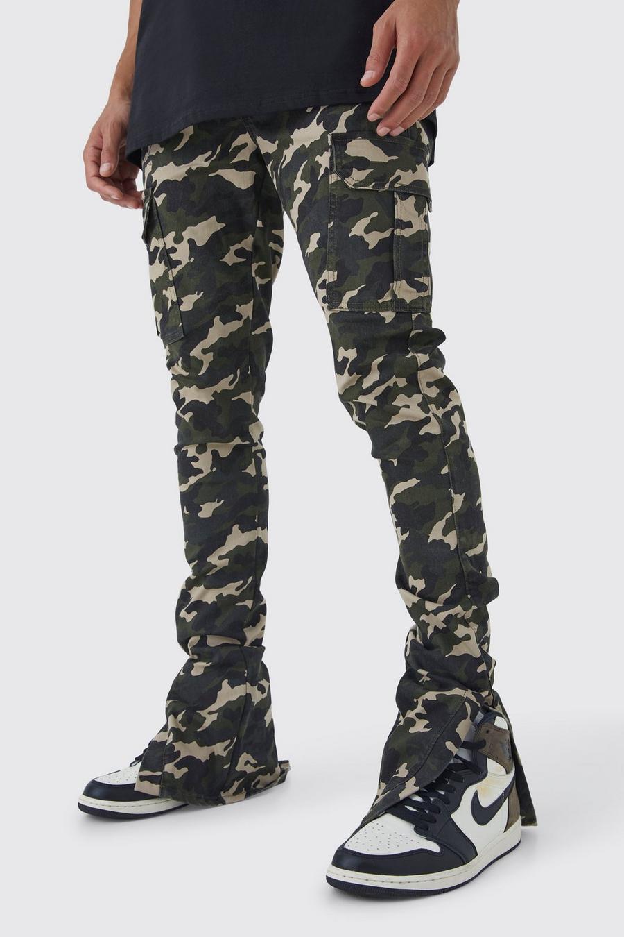 Pantaloni Cargo Tall Skinny Fit in fantasia militare con pieghe sul fondo e spacco sul fondo, Khaki