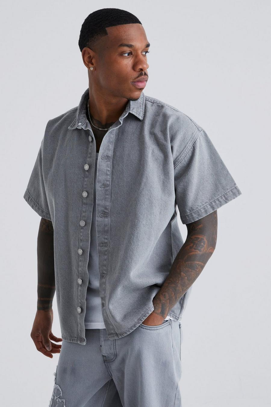 Mid grey Short Sleeve Boxy Fit Denim Shirt
