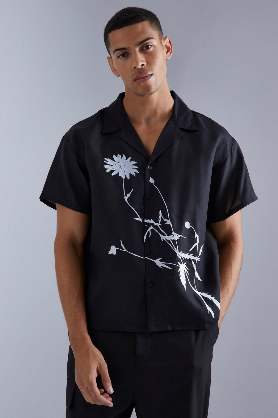 Camisa recta de manga corta con bordado de flores, Black
