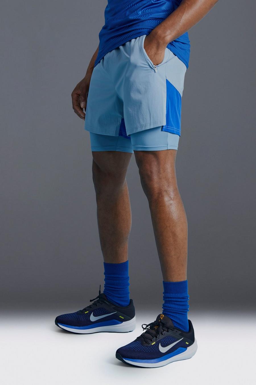 Man Active Muscle-Fit Colorblock Shorts, Light blue