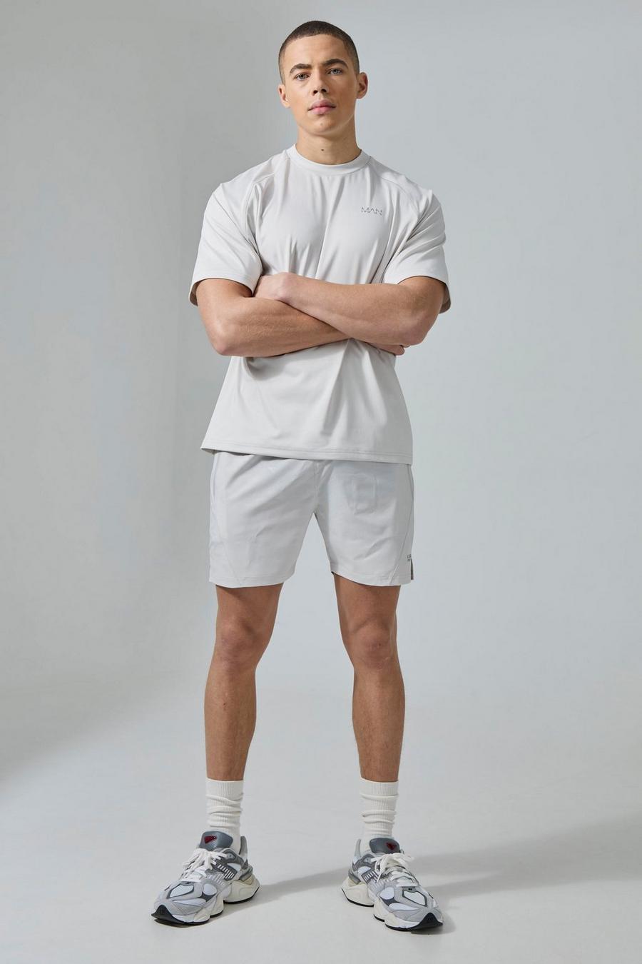 Man Active T-Shirt & Camouflage Shorts Set, Light grey