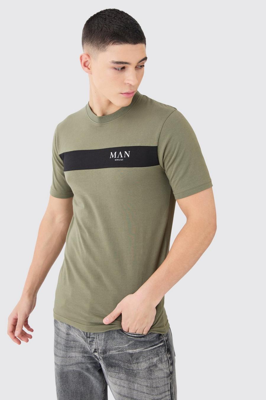 Camiseta MAN con letras romanas ajustada al músculo con colores en bloque, Olive