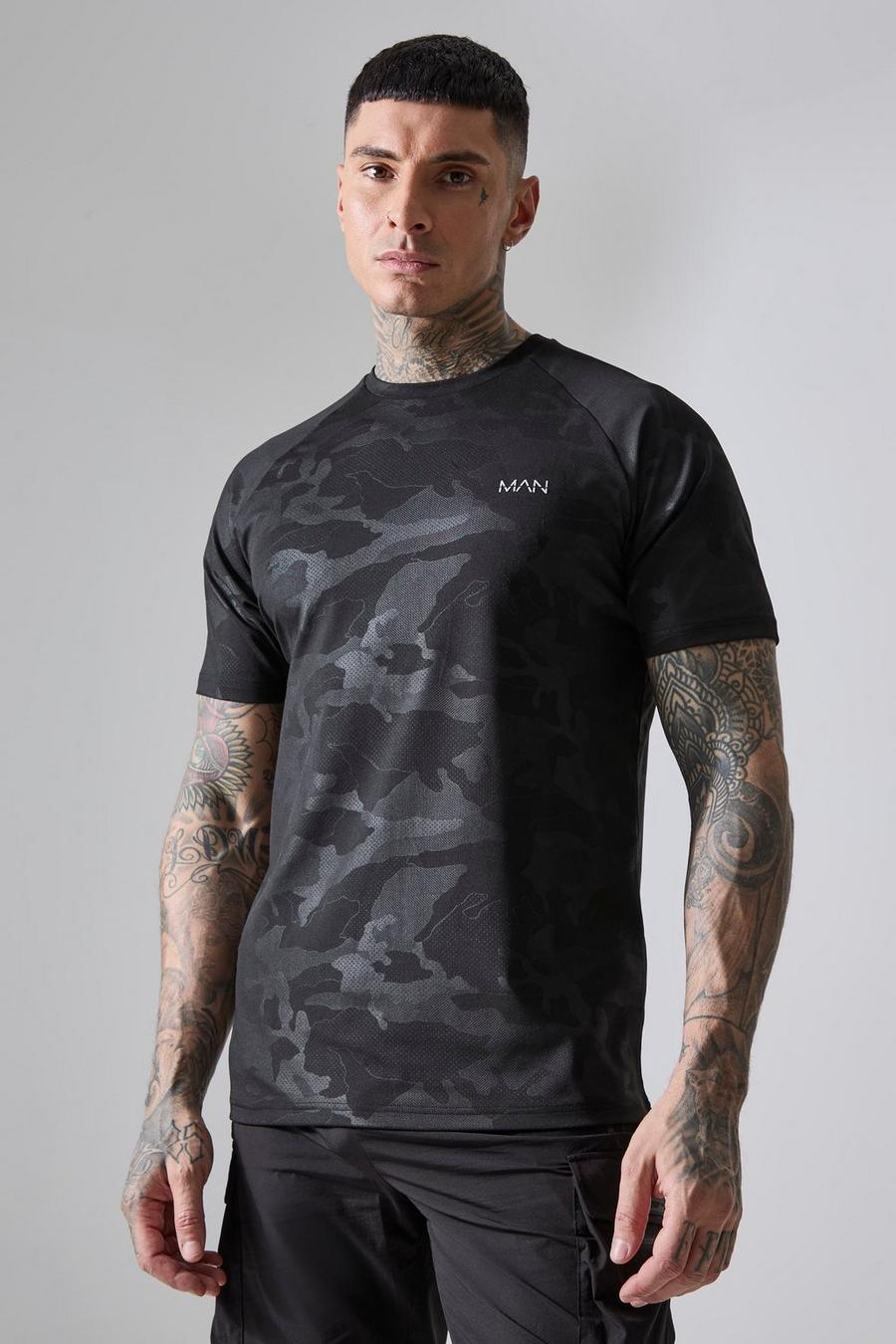 Tall - T-shirt de sport à imprimé camouflage - MAN Active, Black