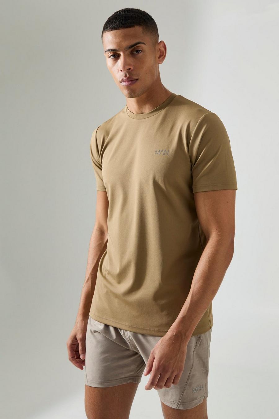 Man Active Performance Sport T-Shirt, Khaki
