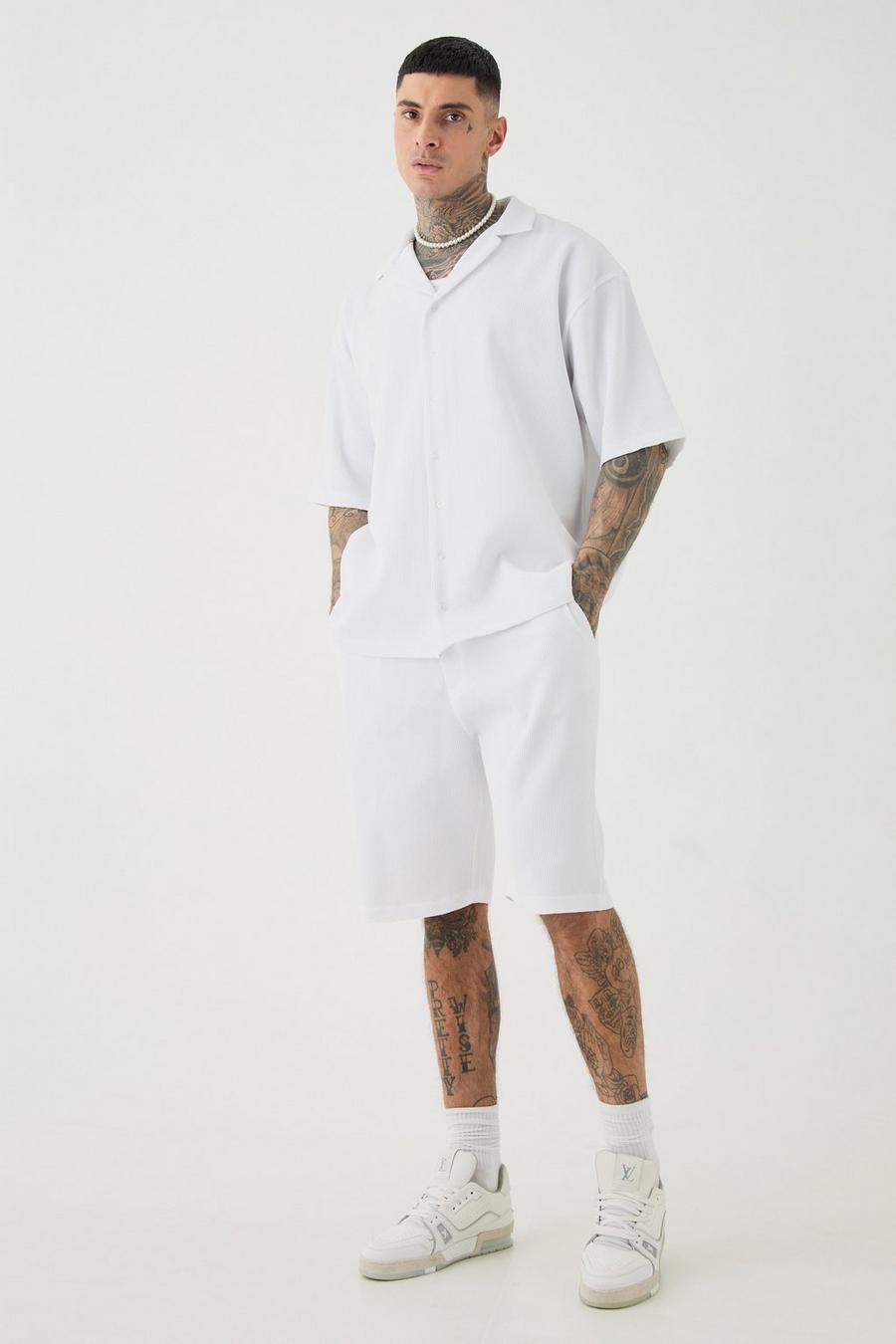 White Tall Oversized Geplooid Overhemd Met Korte Mouwen En Shorts Set image number 1