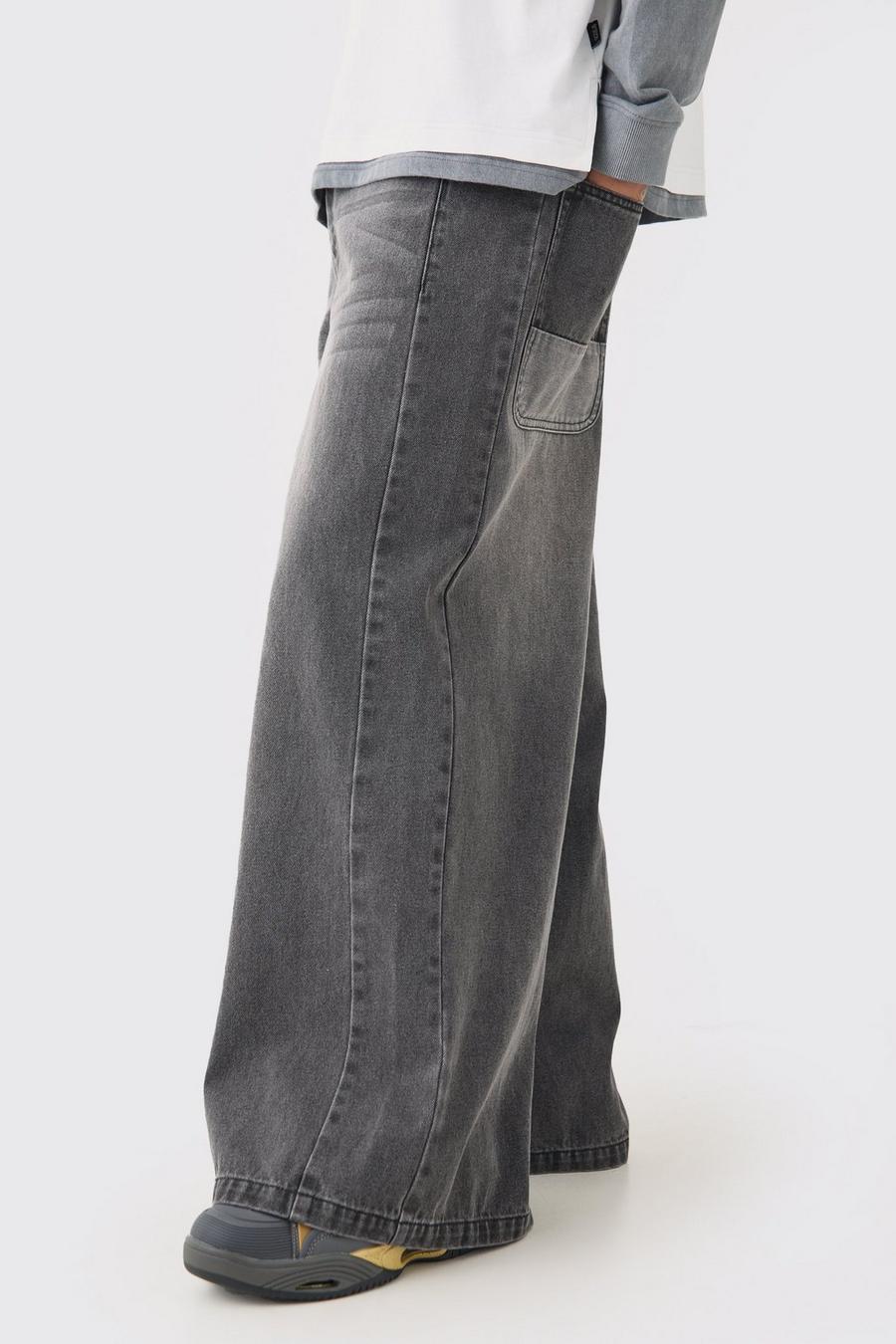 Extreme Wide Fit Jeans In Washed Black