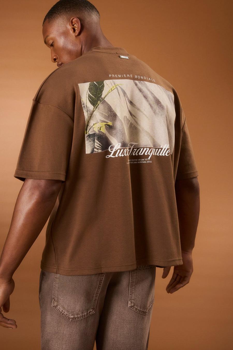 Chocolate Oversize t-shirt i boxig modell med brodyr