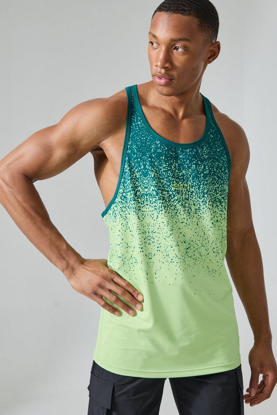 Man Active Green Gym Ombre Stringer Vest image number 1