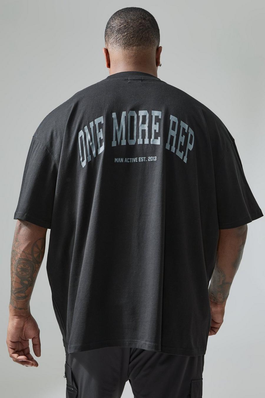T-shirt Plus Size Active di One More Rep con girocollo esteso, Black