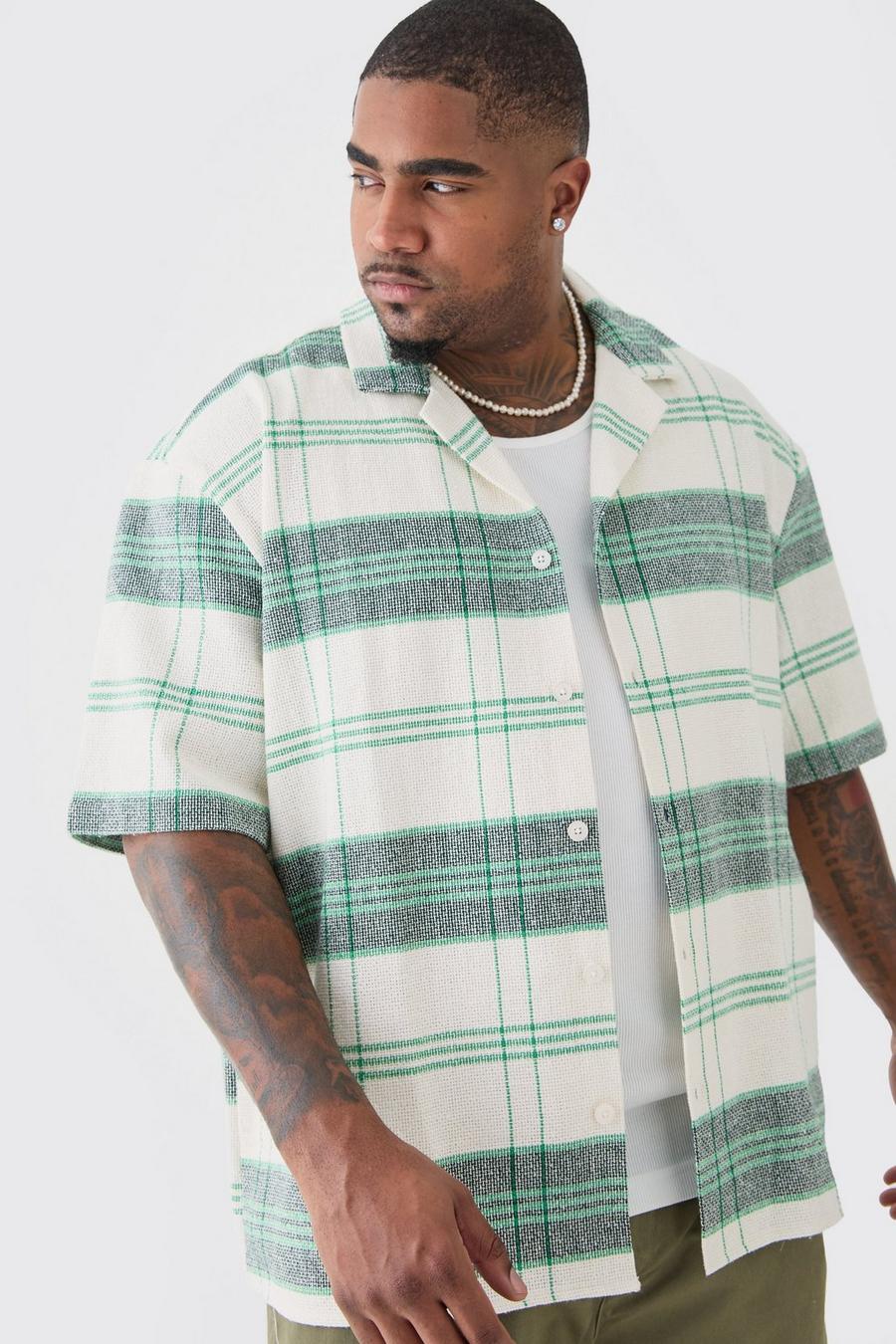 Plus Short Sleeve Drop Revere Textured Check Shirt In Stone