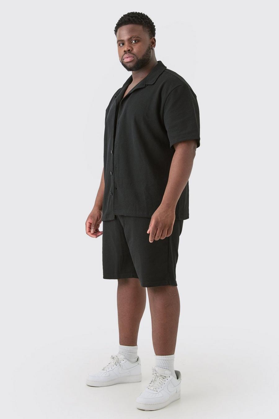 Plus Short Sleeve Drop Revere Shirt & Short Set In Black  image number 1