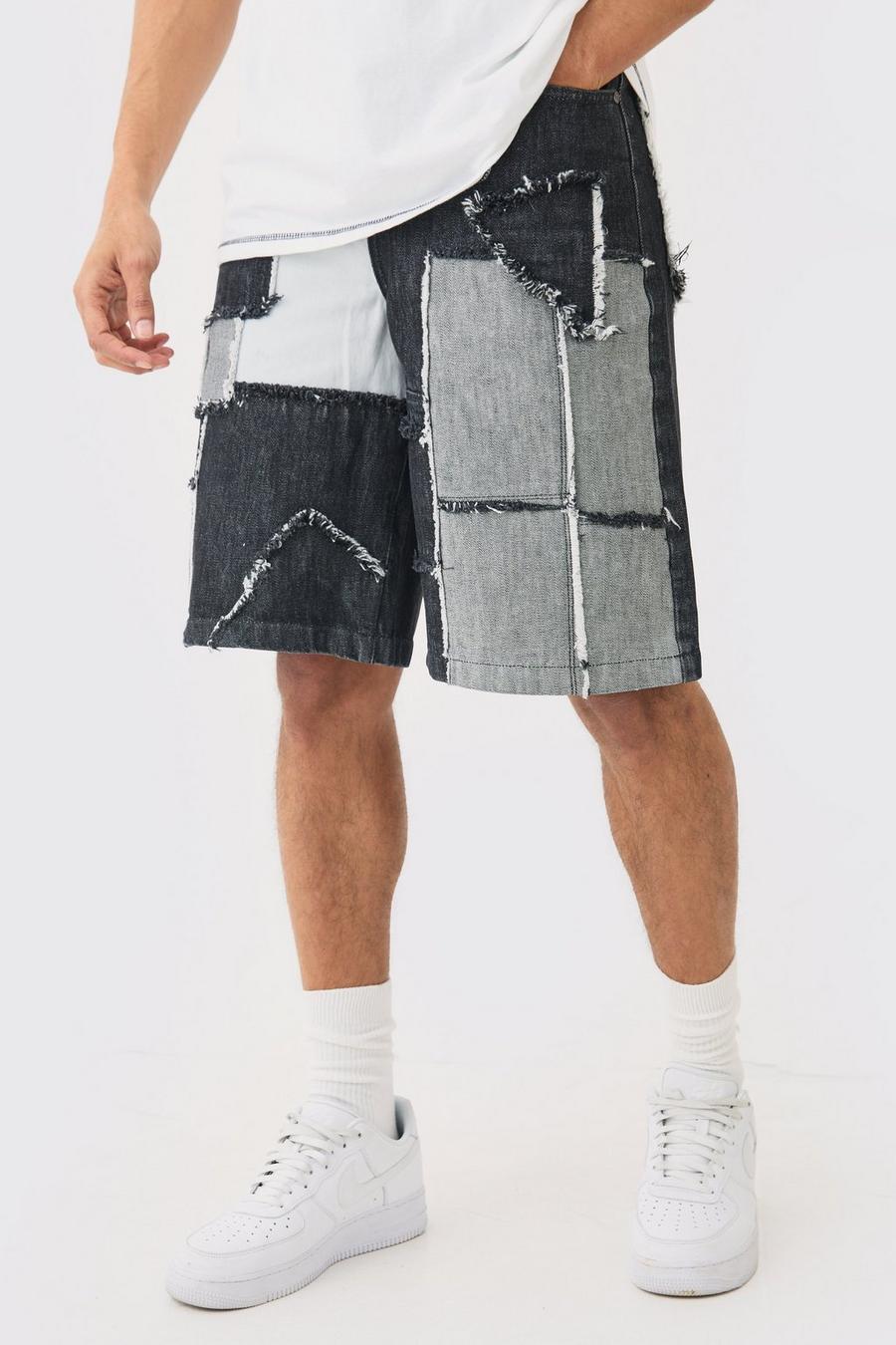 Zerrissene Patchwork Jeansshorts in Grau, Charcoal image number 1