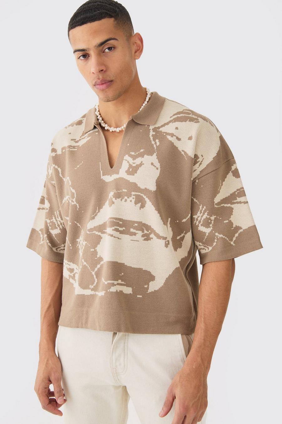 Taupe Oversized Boxy Line Drawing Knitted Polo image number 1