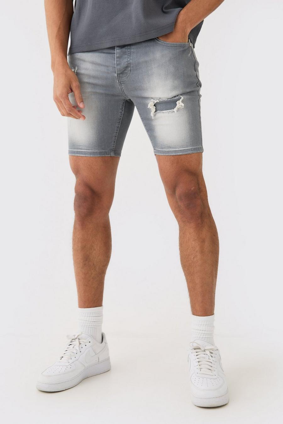 Pantalones cortos vaqueros pitillo elásticos con desgarros cosidos en gris, Grey
