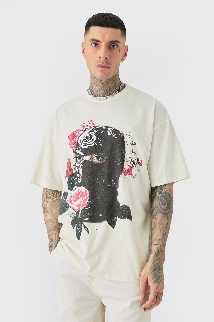 Camiseta Tall oversize con estampado de flores y pasamontañas en color crudo, Ecru