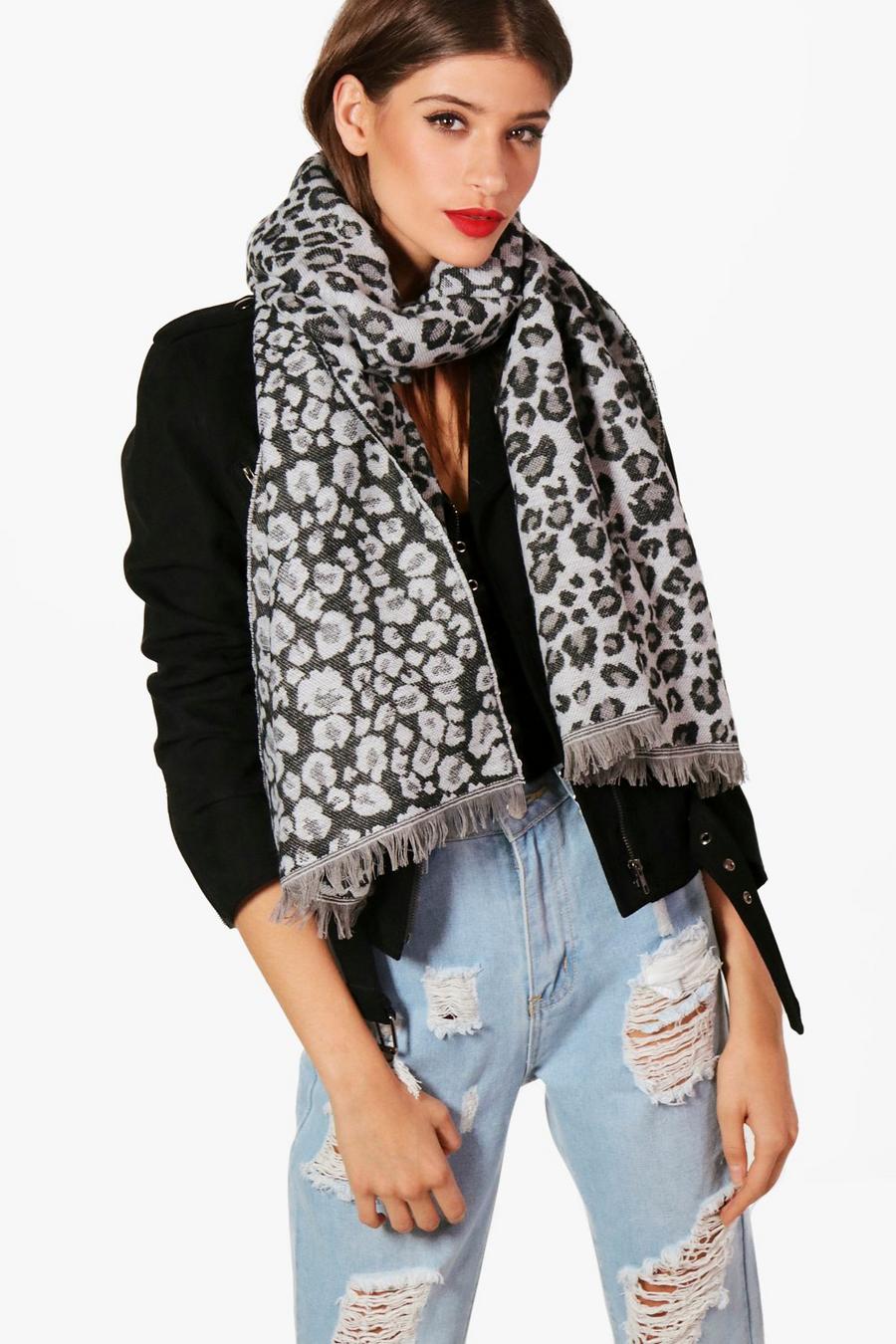 Amy Leopard Print Woven Scarf image number 1