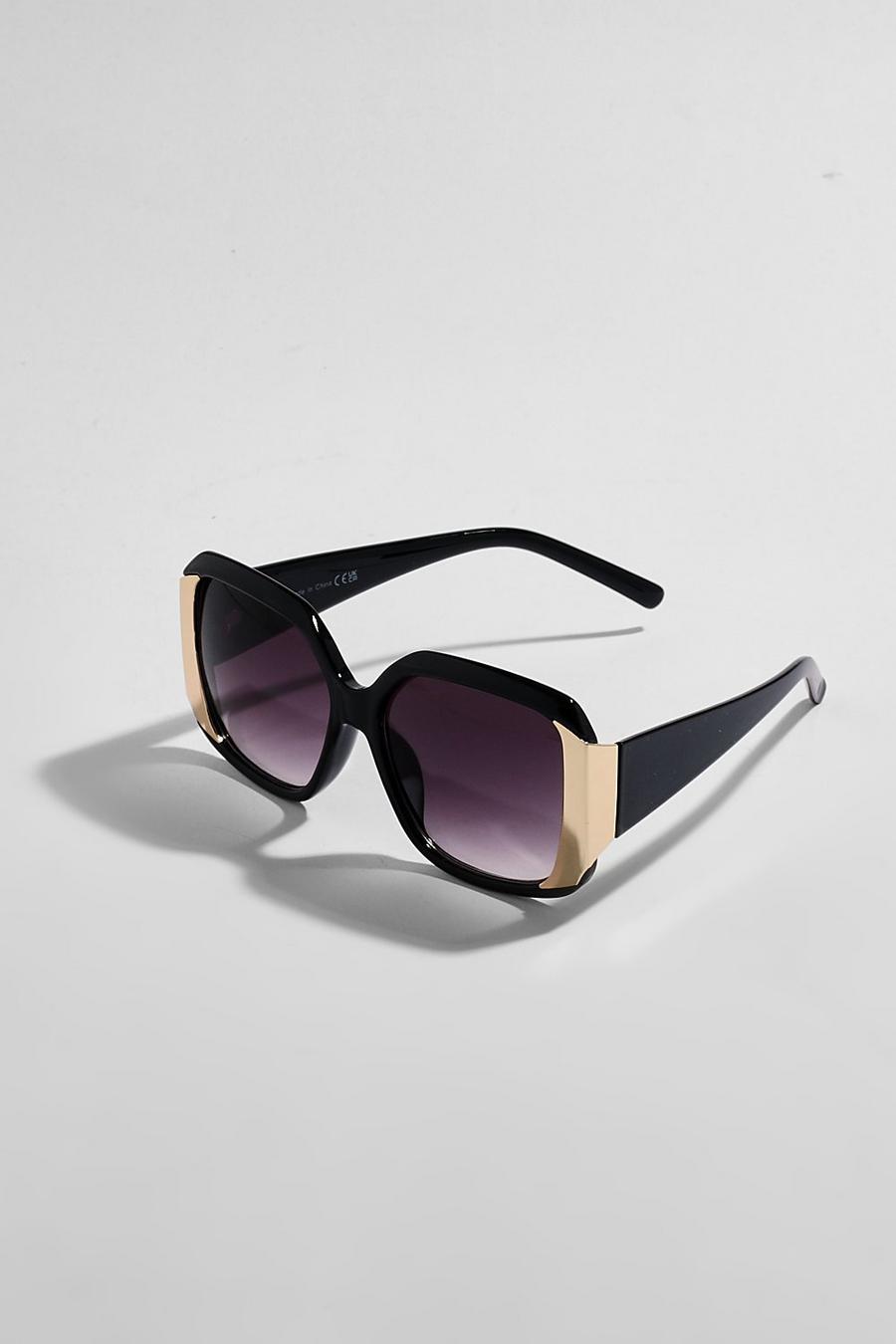 Black Oversized Gold Detail Sunglasses image number 1