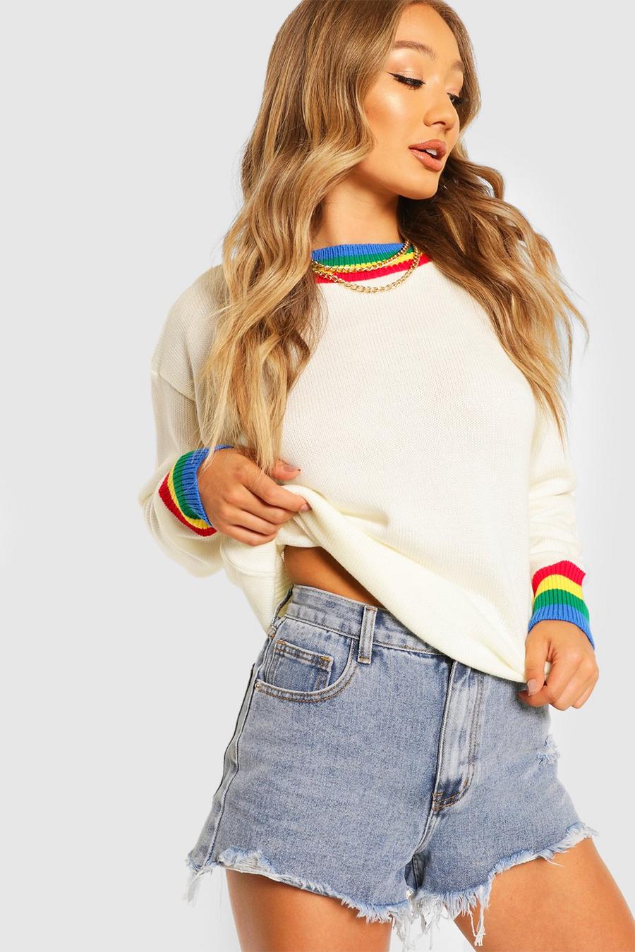 Kurzer Pullover mit Regenbogen-Saum, Elfenbeinfarben