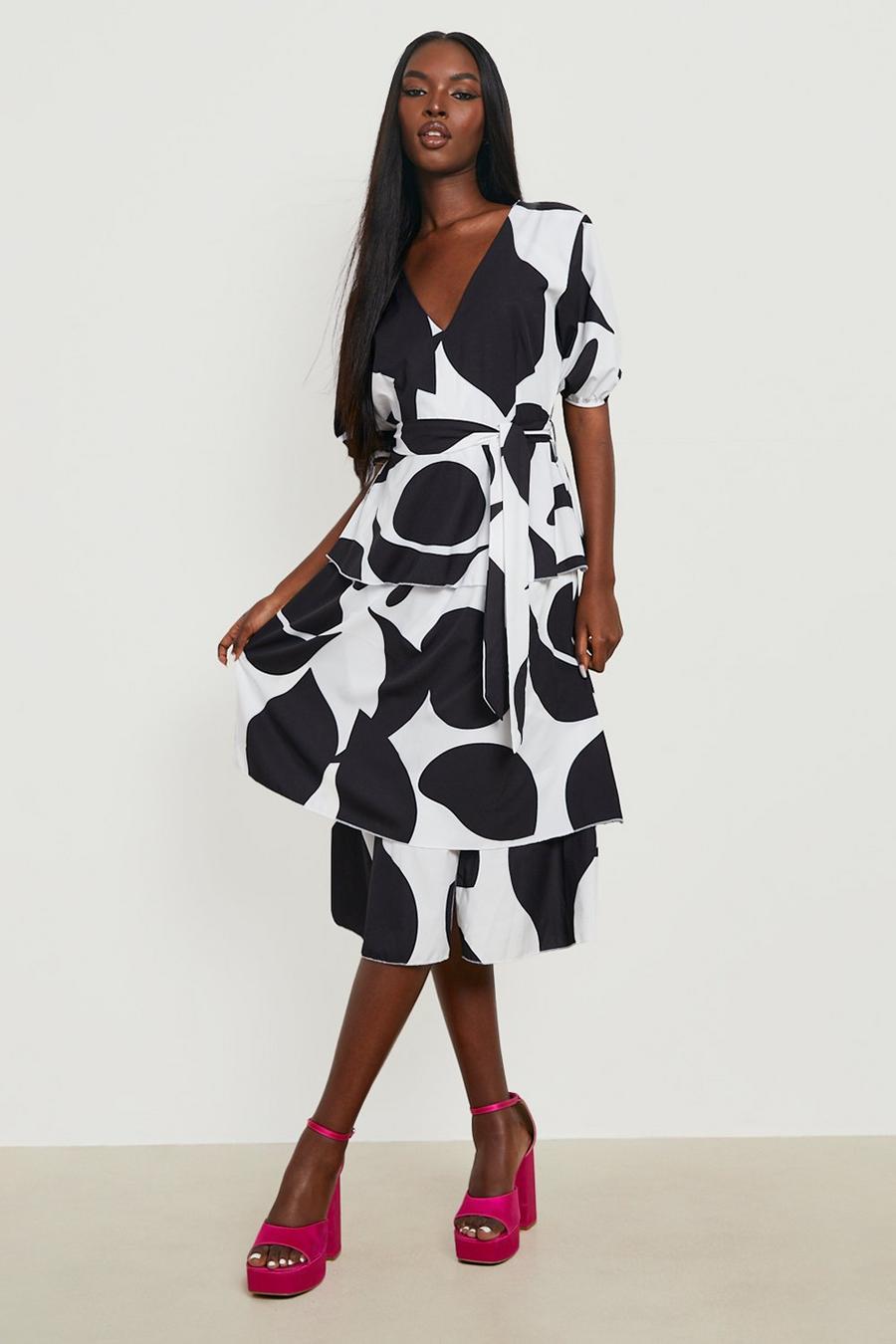 Black Midi Jurk Met Abstracte Print, Ceintuur En Laagjes