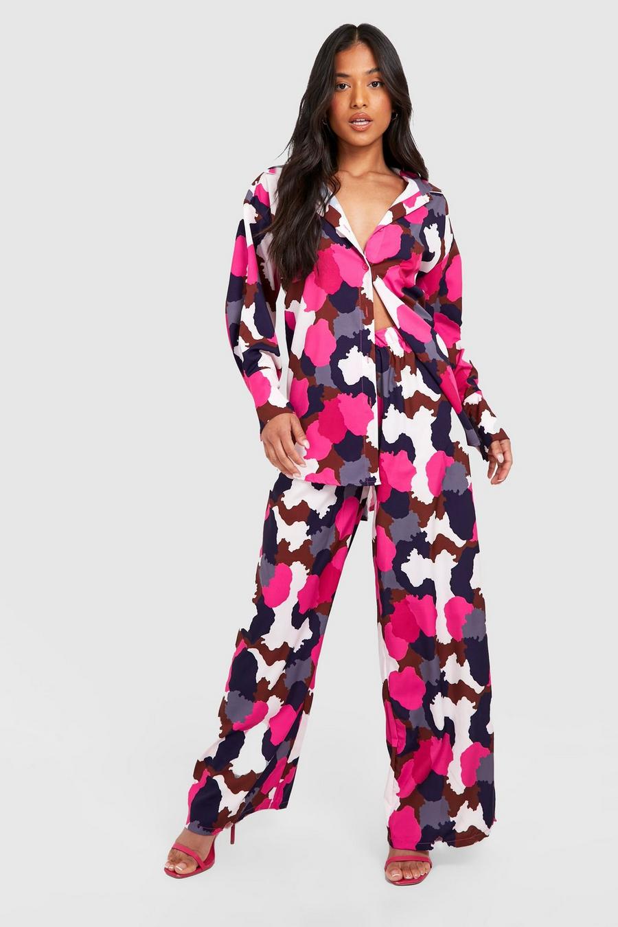Pink Petite Abstract Print Wide Leg Trousers