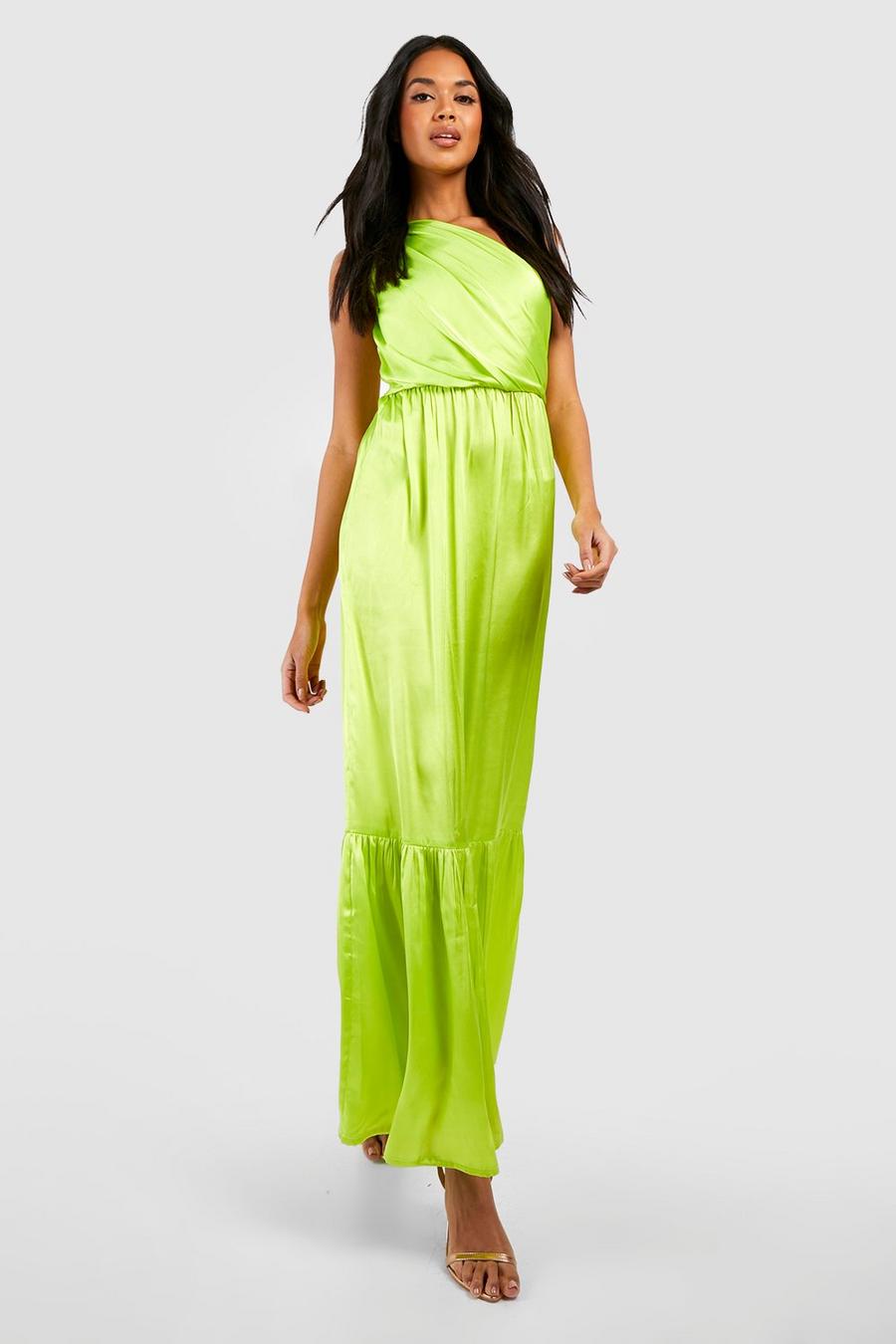 Lime One shoulder långklänning i satin