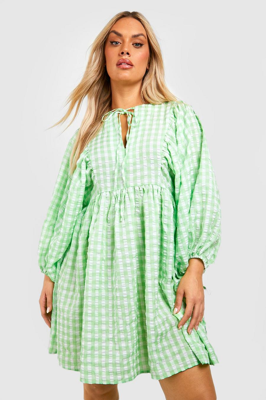 Vestido Plus holgado texturizado con mangas de blusa y cuadros vichy, Green image number 1