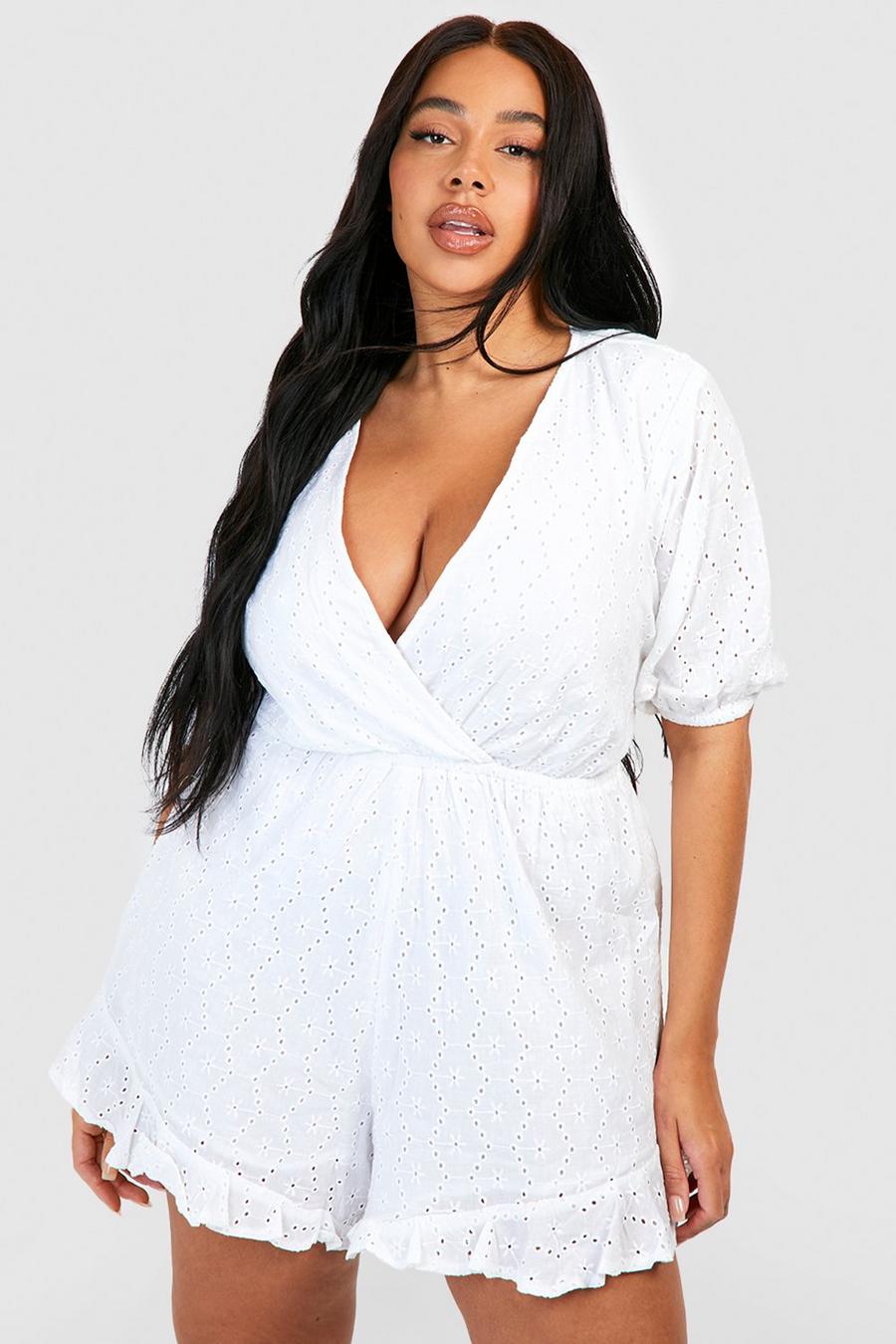 White Plus Broderie Anglaise Playsuit Met Ruches