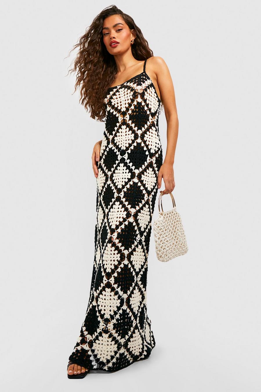 Black Premium Mono Patchwork Crochet Maxi Dress image number 1