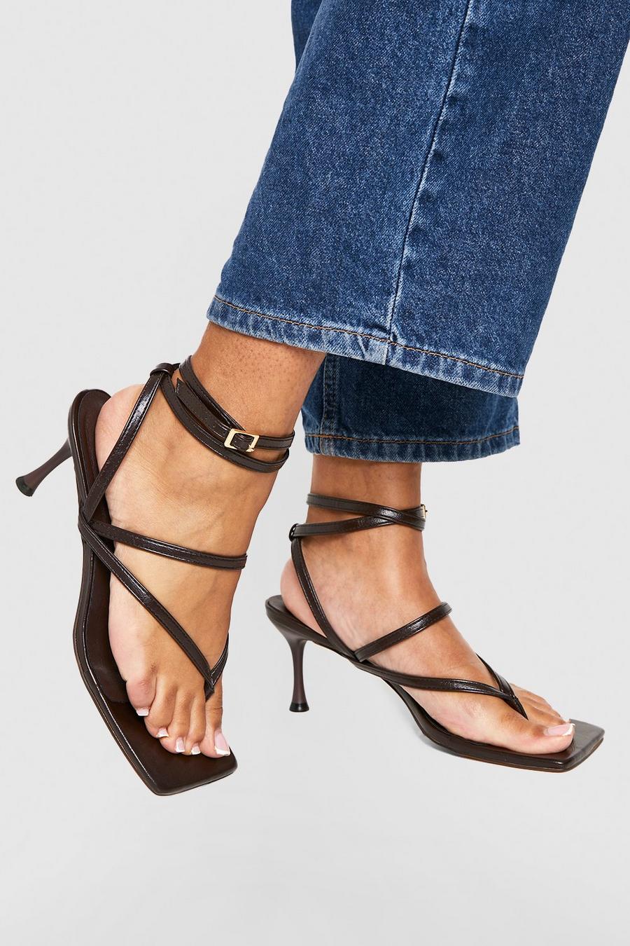 Chocolate brown Wide Fit Toe Post Detail Low Sandals