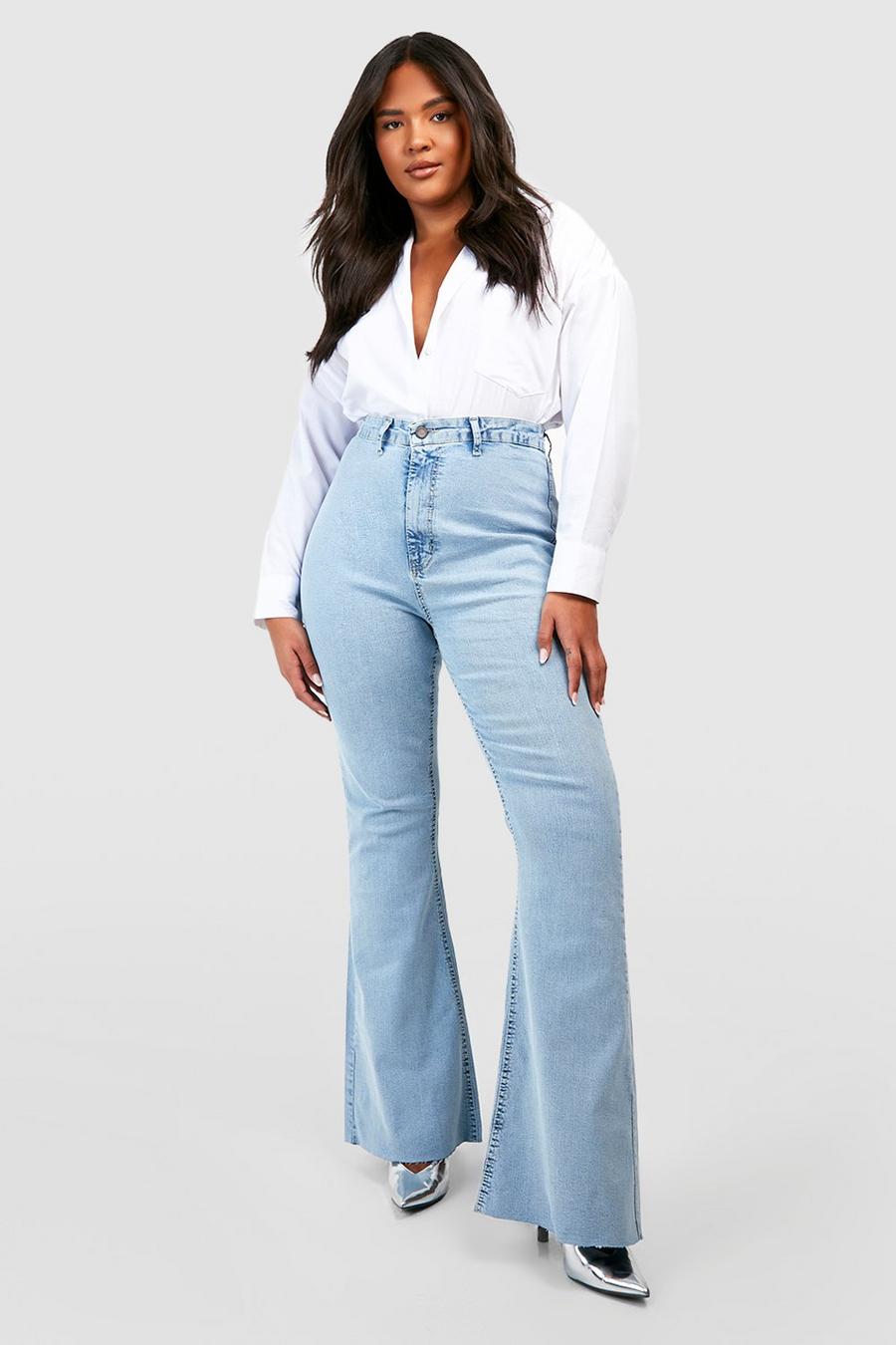 Jeans a zampa Plus Size in denim con fondo grezzo, Light blue
