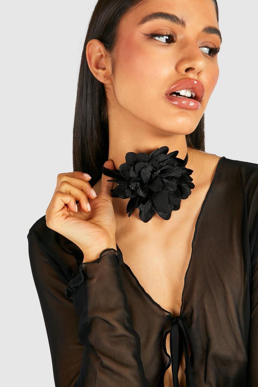 Black Rose Velvet Corsage Choker Necklace image number 1