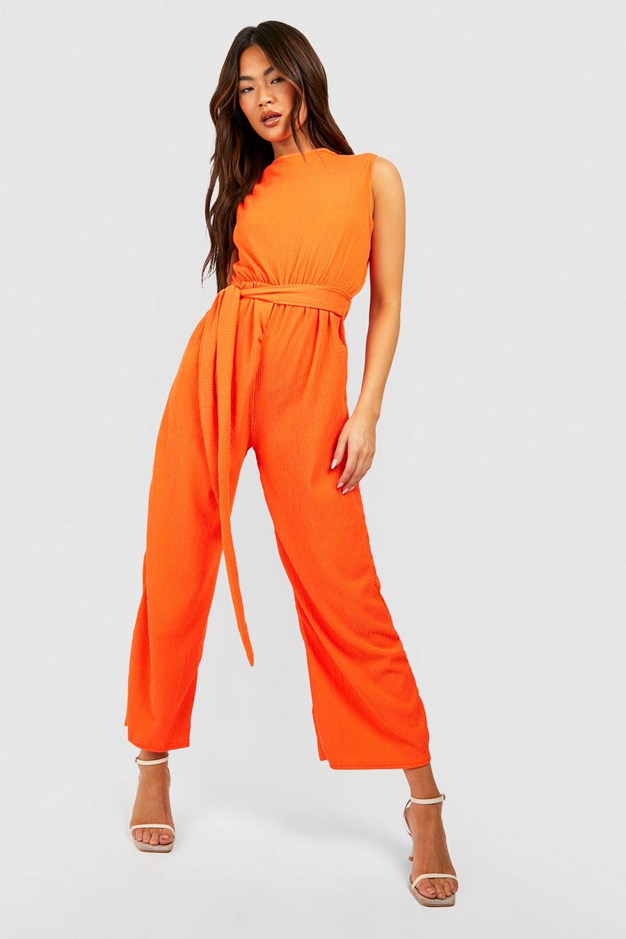 Orange Culotte Jumpsuit Met Ceintuur En Textuur