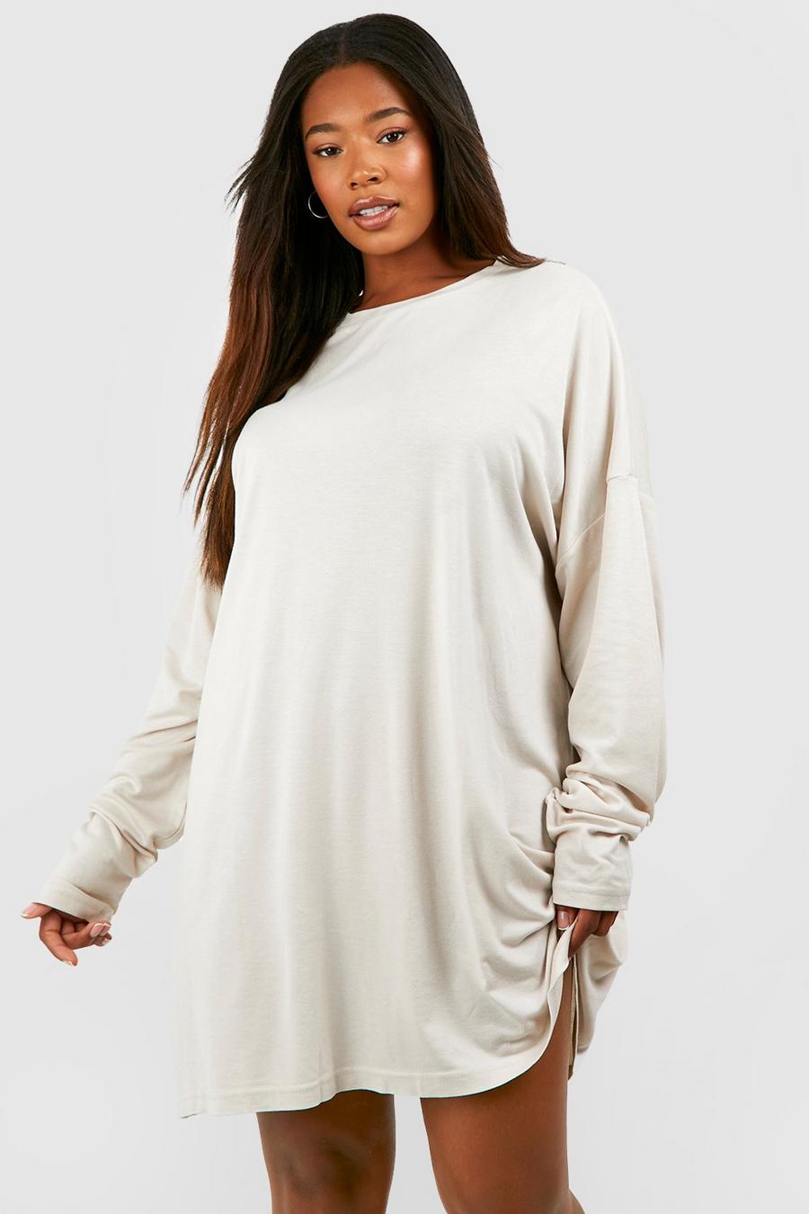 Vestido camiseta Plus oversize de manga larga y algodón, Stone image number 1