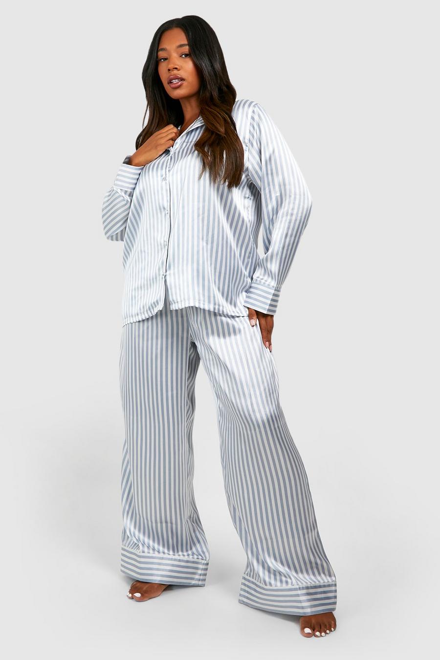 Pijama Plus de raso con estampado de rayas, Grey image number 1