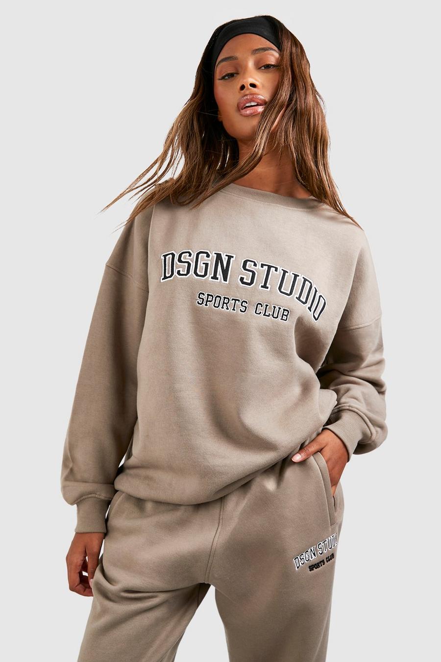 Oversize Sweatshirt mit Dsgn Studio Applikation, Stone