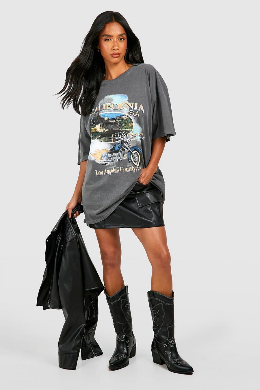 Camiseta Petite oversize con lavado a la piedra y estampado de California, Charcoal