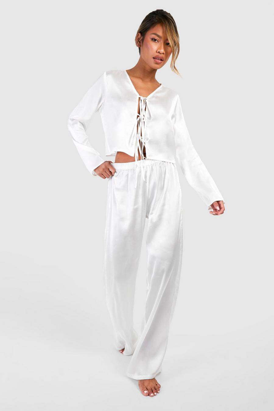 Set pigiama in raso con laccetti frontali e pantaloni lunghi, White image number 1