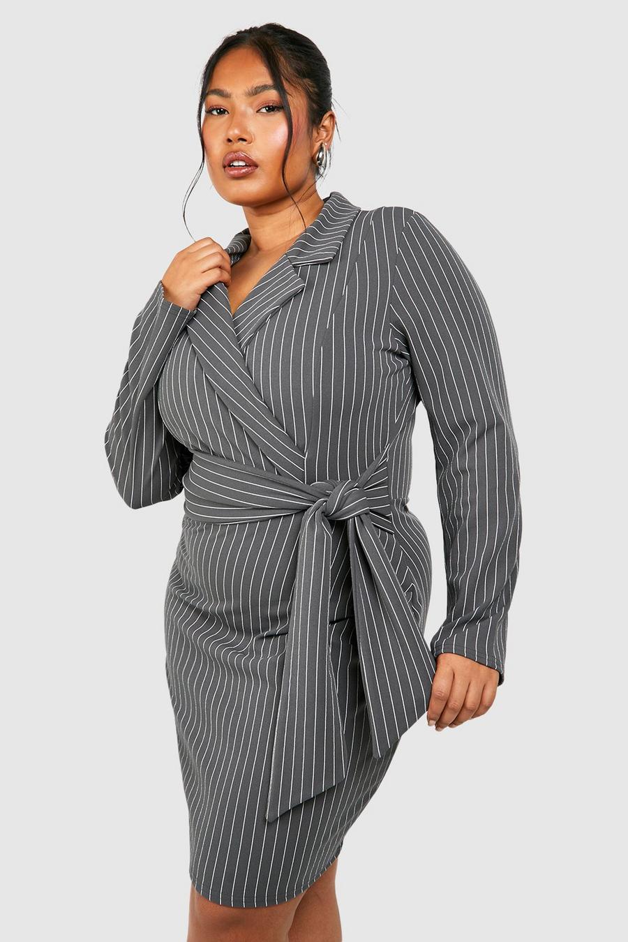 Vestito Blazer Plus Size in crêpe a righe verticali con cintura, Grey