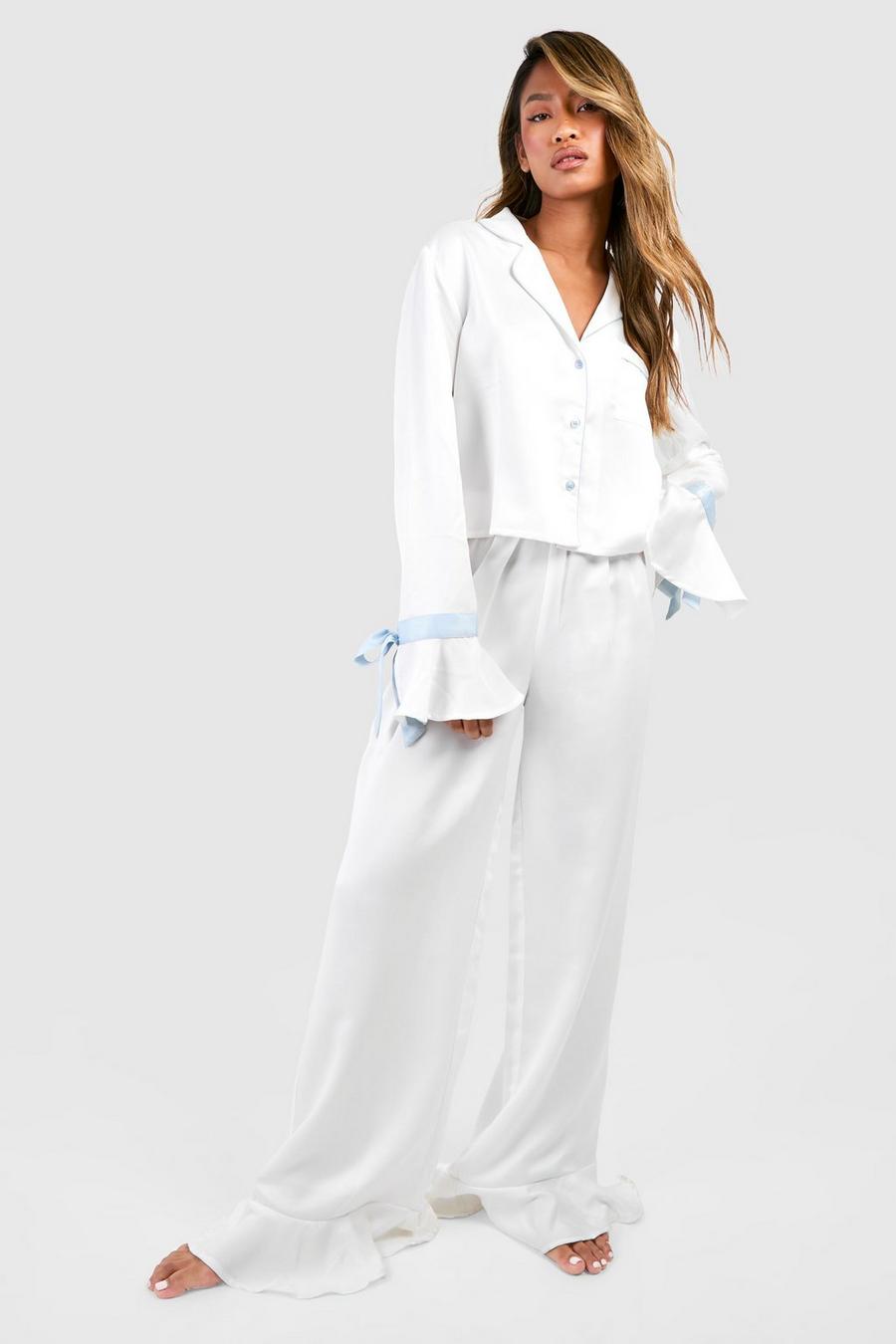 Pyjama blanc avec chemise et pantalon et détail bleu, White