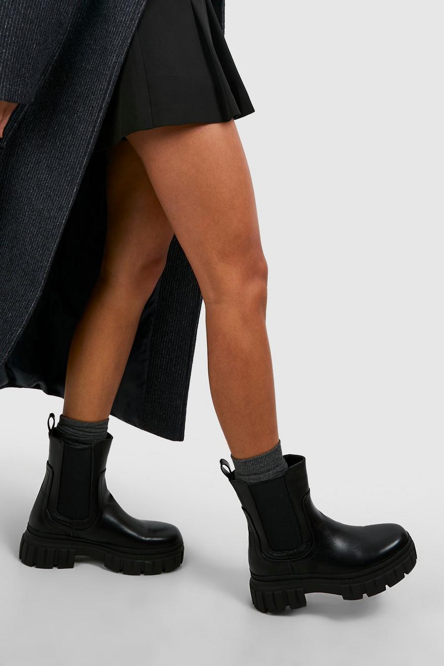 Black Chunky chelseaboots med räfflad sula