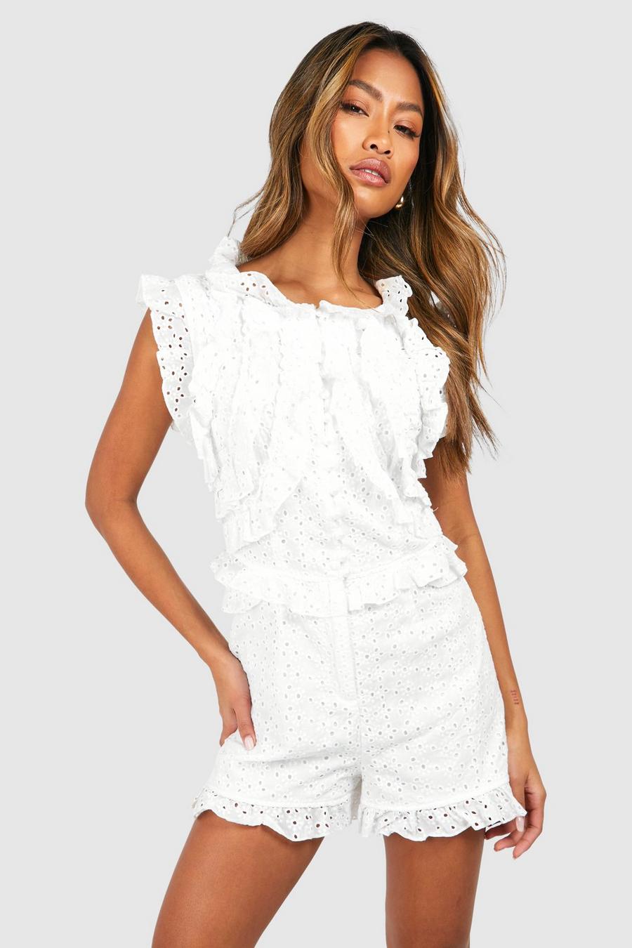 White Playsuit med broderie anglaise och volanger image number 1