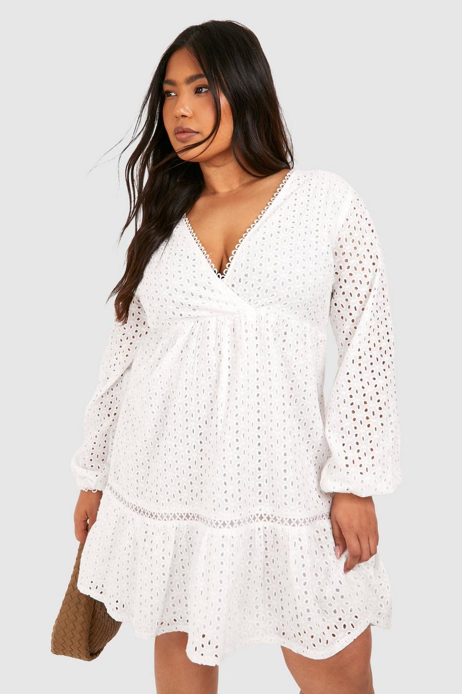 Grande taille - Robe babydoll brodée à col V et manches longues, White image number 1