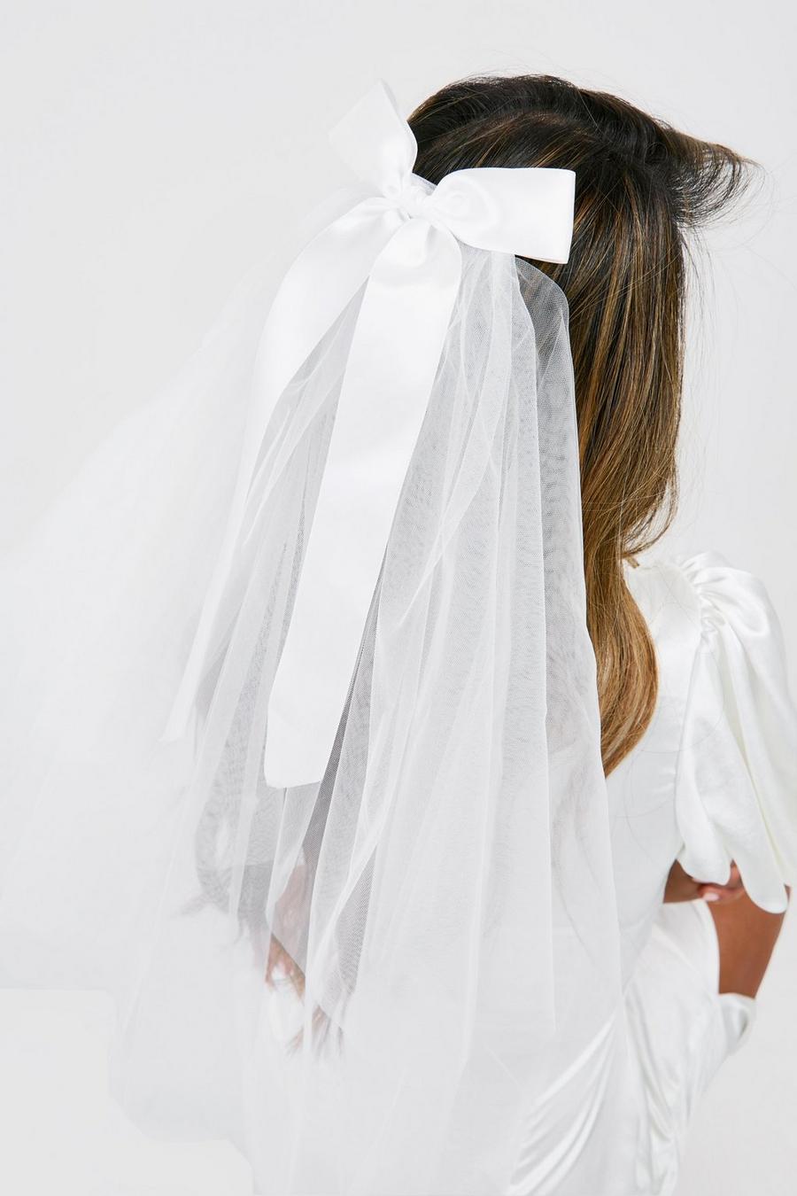 White Bow Bridal Veil Hair Clip 